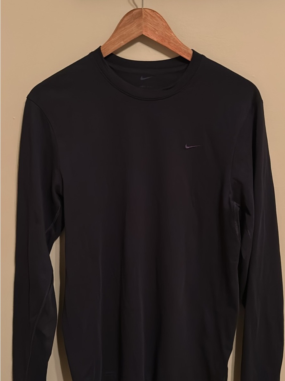 Nike Long-Sleeve Performance Crew Shirt - Black, Small